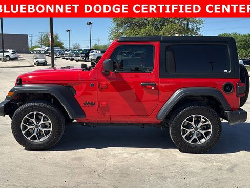 Used 2024 Jeep Wrangler Sport S image 2