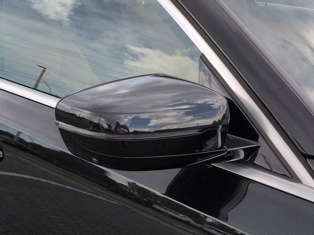 Used 2024 BMW 330i xDrive Sedan AWD/4WD image 13