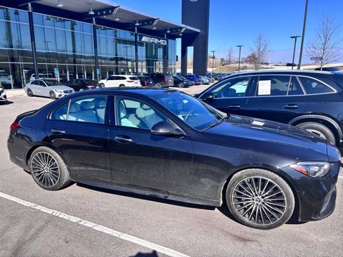 Used 2024 Mercedes-Benz C 300 Sedan image 2