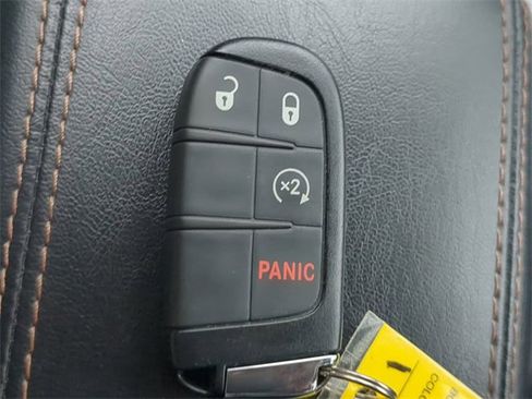 Used 2022 Jeep Compass Limited image 27