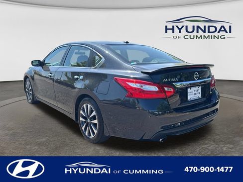 Used 2017 Nissan Altima 2.5 SV FWD image 6