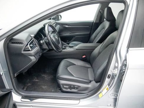 Used 2024 Toyota Camry SE FWD image 23