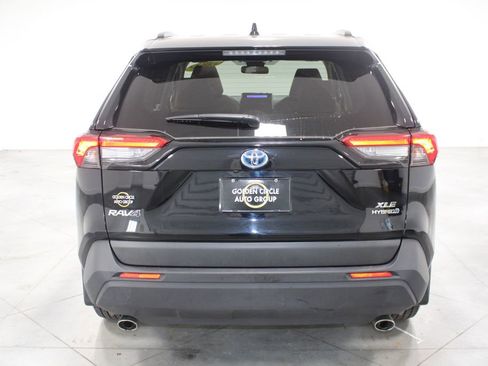 Used 2023 Toyota RAV4 XLE w/ Convenience Package image 8