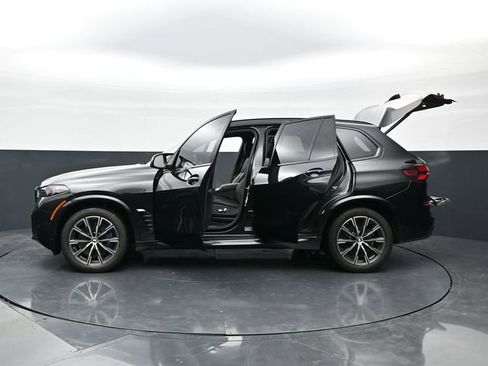 Used 2024 BMW X5 M60i w/ M Sport Professional Package AWD/4WD image 46