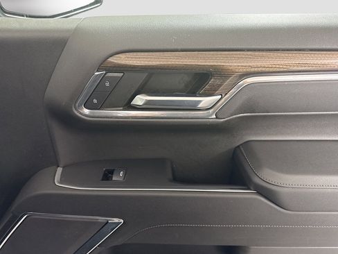 Used 2023 Chevrolet Silverado 1500 LT image 31