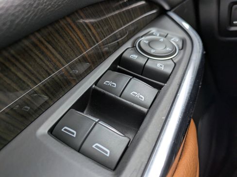 Used 2019 Cadillac XT4 Sport image 22