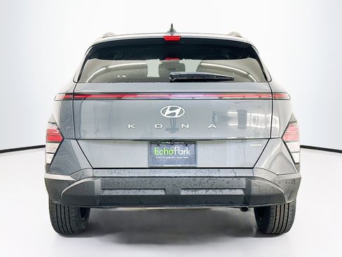Used 2025 Hyundai Kona SEL image 7