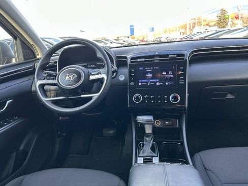 Used 2022 Hyundai Tucson SEL image 16