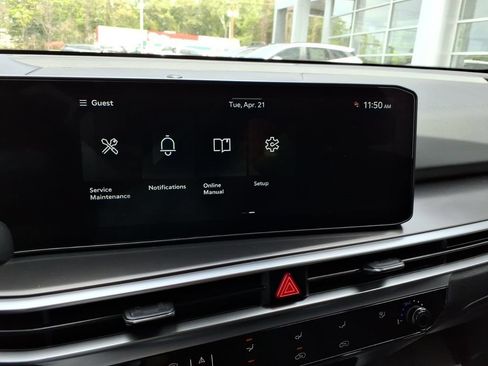 Certified 2026 Kia Sorento LX FWD image 18