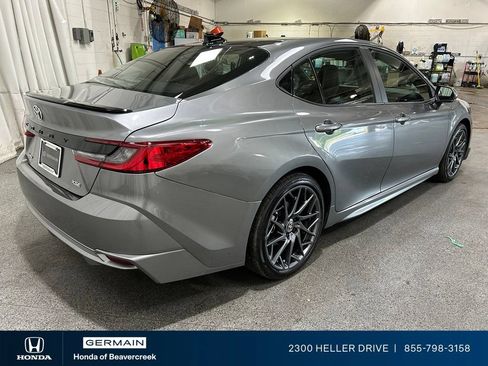 Used 2025 Toyota Camry XSE FWD image 8