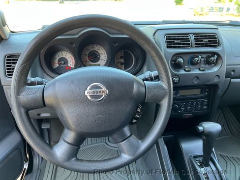 Used 2004 Nissan Xterra XE RWD image 21