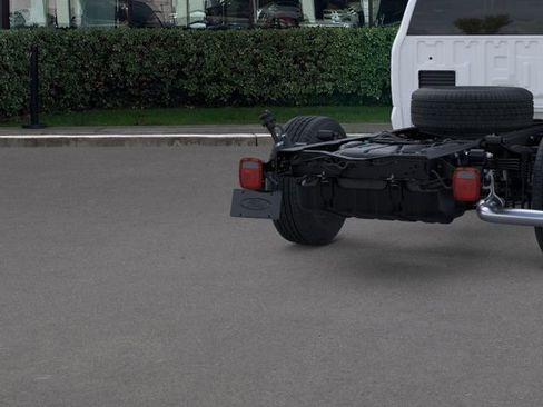 New 2026 Ford F350 XL w/ XL Chrome Package image 21