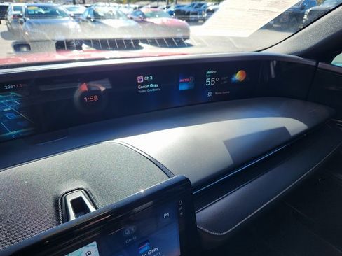 Used 2024 Lincoln Nautilus Reserve w/ Equipment Group 202A image 16