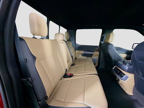 Used 2022 Ford F150 Lariat w/ Max Trailer Tow Package image 29