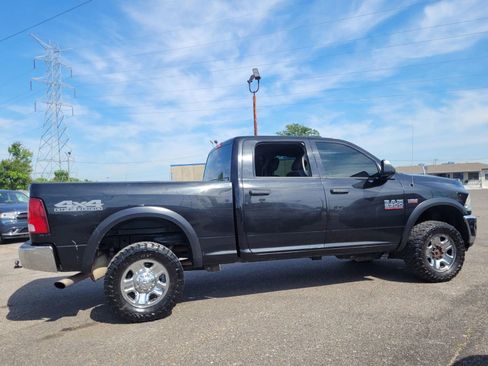 Used 2017 RAM 2500 Tradesman w/ Chrome Appearance Group AWD/4WD image 15