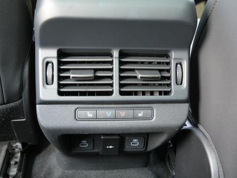 Certified 2026 Land Rover Range Rover Evoque S AWD/4WD image 18