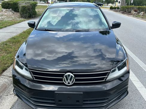 Used 2017 Volkswagen Jetta S FWD image 5