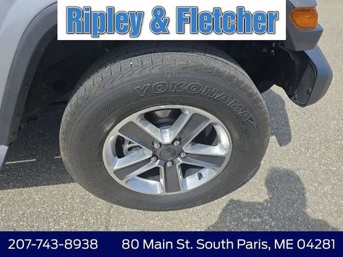 Used 2020 Jeep Wrangler Unlimited Sahara AWD/4WD image 11