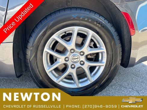 Used 2022 Chrysler Pacifica Touring-L FWD image 53