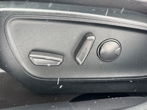 Used 2022 Ford Escape SE w/ Convenience Package image 24