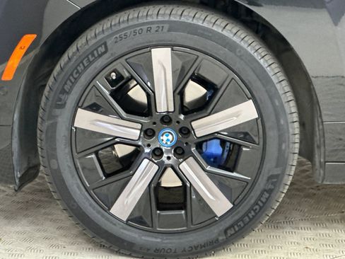 Certified 2024 BMW iX xDrive50 w/ Premium Package image 11