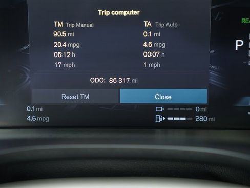 Used 2022 Volvo XC60 T8 Inscription w/ Advanced Package image 42