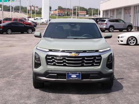 Used 2026 Chevrolet Equinox LT w/ Convenience Package II AWD/4WD image 4