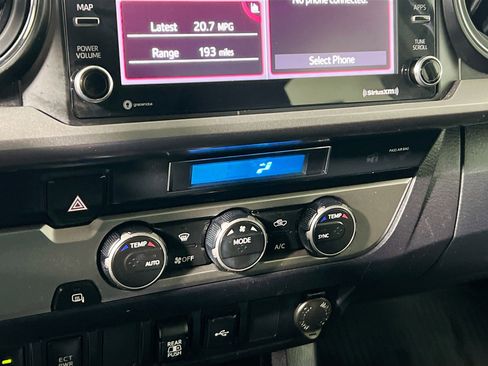 Used 2022 Toyota Tacoma SR5 image 26