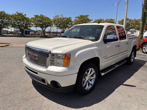 Used 2012 GMC Sierra 1500 Denali AWD/4WD image 8
