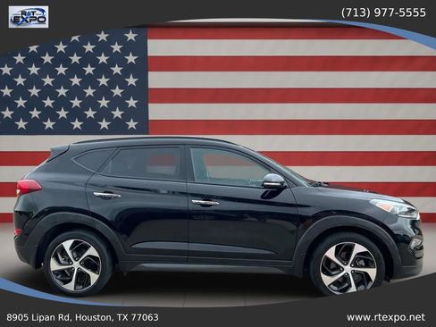 Used 2016 Hyundai Tucson Limited w/ Option Group 03 FWD image 9
