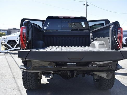 Used 2024 GMC Sierra 3500 Denali w/ Denali Reserve Package AWD/4WD image 34