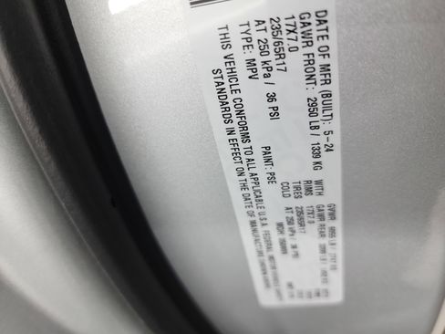 Used 2024 Chrysler Pacifica Touring-L FWD image 66