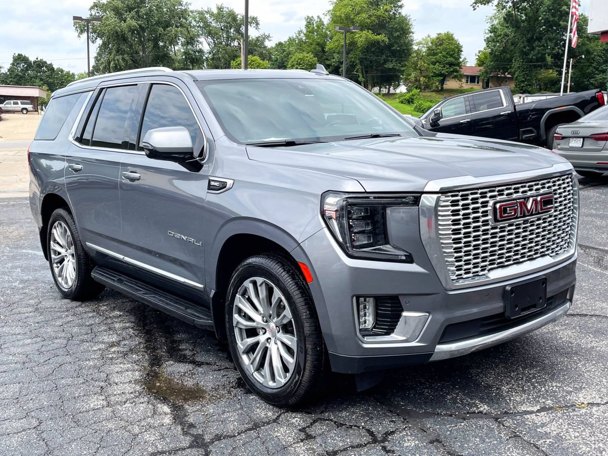 Used 2022 GMC Yukon Denali AWD/4WD image 2
