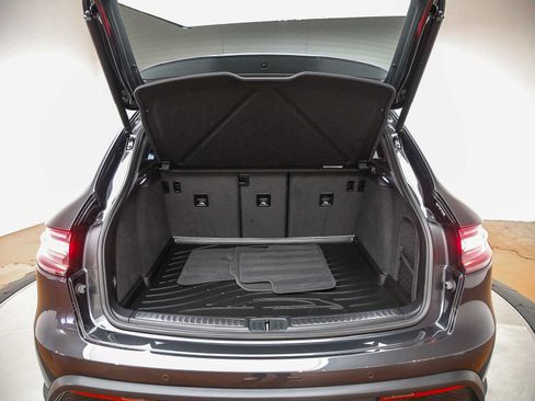 Certified 2025 Porsche Macan S AWD/4WD image 31