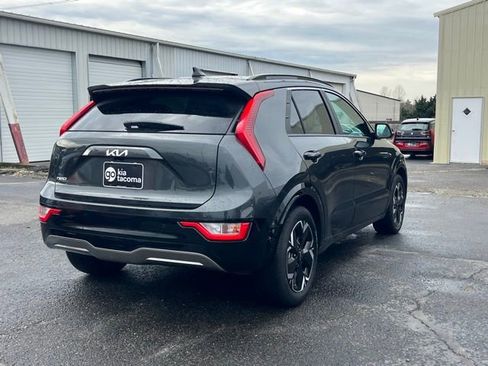 Certified 2023 Kia Niro Wind w/ Wind Preserve Package image 9
