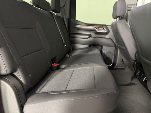 Used 2024 GMC Sierra 1500 SLE w/ X31 Off-Road Package image 27