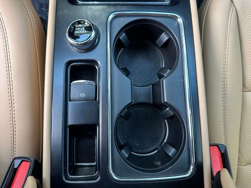 Used 2023 Lincoln Corsair Reserve FWD image 21