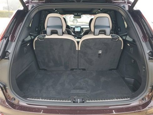 Used 2025 Volvo XC90 T8 Ultra image 36