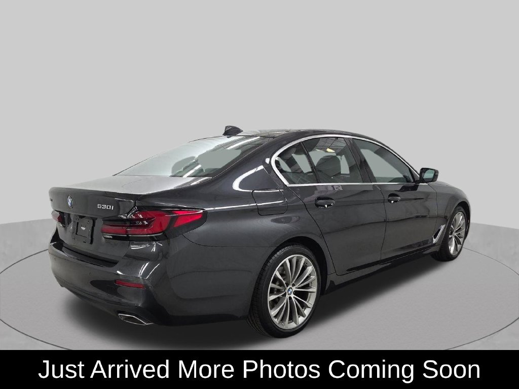 Used 2023 BMW 530i xDrive w/ Premium Package AWD/4WD image 3