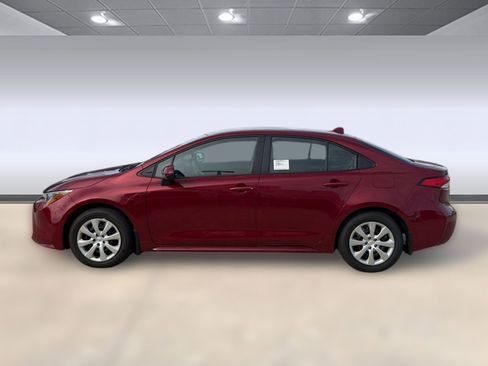Used 2026 Toyota Corolla LE FWD image 2