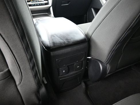 Certified 2023 Ford Explorer XLT image 22