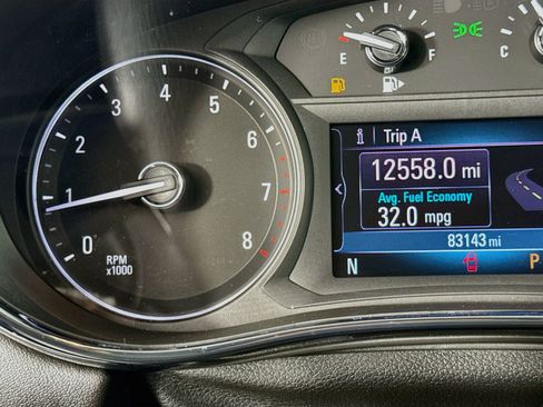 Used 2020 Buick Encore Preferred FWD image 14