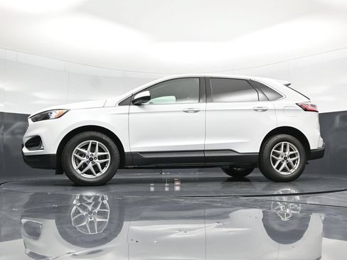Certified 2024 Ford Edge SEL w/ Convenience Package AWD/4WD image 48