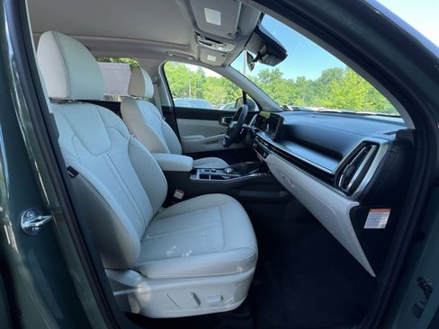 New 2026 Kia Sorento EX AWD/4WD image 35