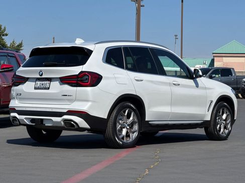 Used 2023 BMW X3 xDrive30i w/ Convenience Package w/ZPA AWD/4WD image 2