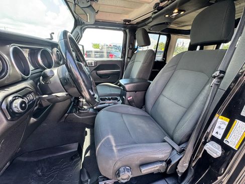 Used 2020 Jeep Wrangler Unlimited Sport S AWD/4WD image 7