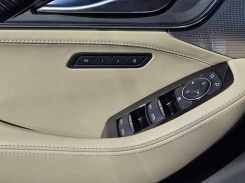 Used 2022 Cadillac CT5 Premium Luxury RWD image 31