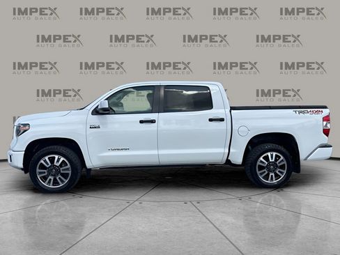 Used 2020 Toyota Tundra SR5 image 2