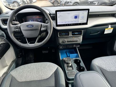 Used 2025 Ford Maverick XLT w/ XLT Luxury Package image 16