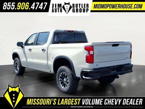New 2026 Chevrolet Silverado 1500 ZR2 AWD/4WD image 4